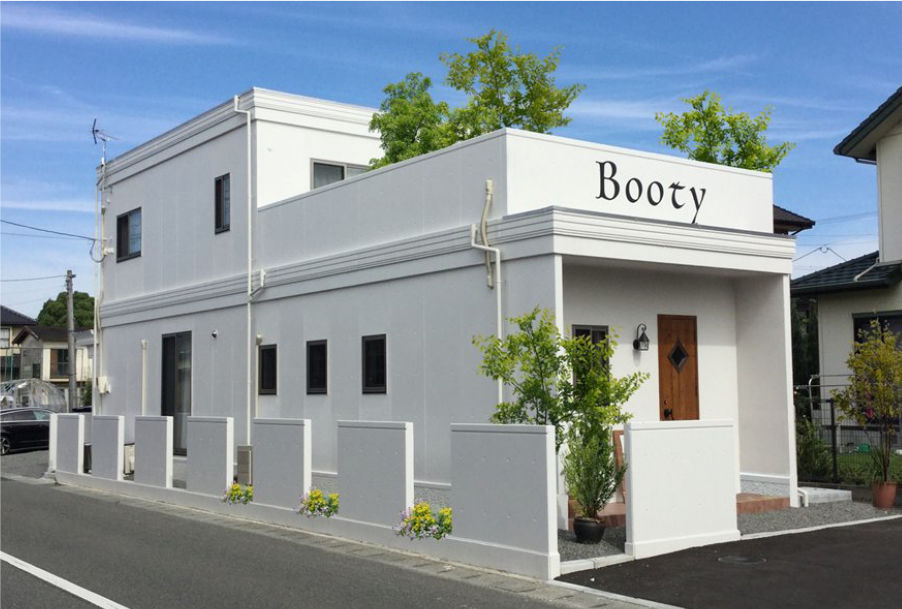 店舗併用住宅の外観
